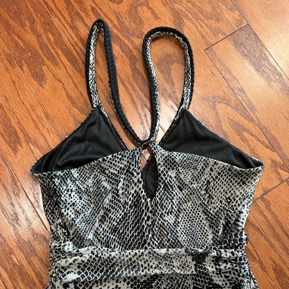 💛 NWOT Express black and white python print maxi dress, braided straps size XS - Picture 5 of 5